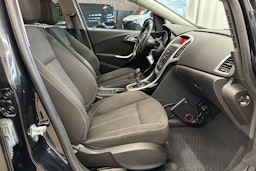 met. musta Opel Astra 2011 kuva 19.