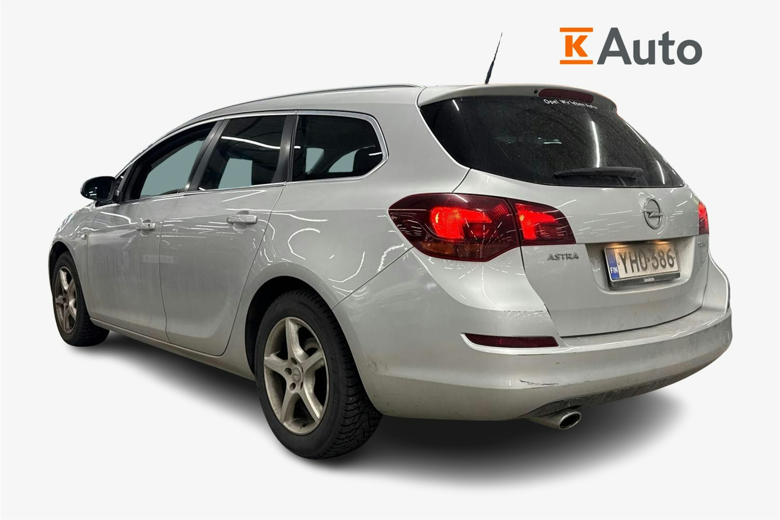hopea Opel Astra 2011 kuva 2.