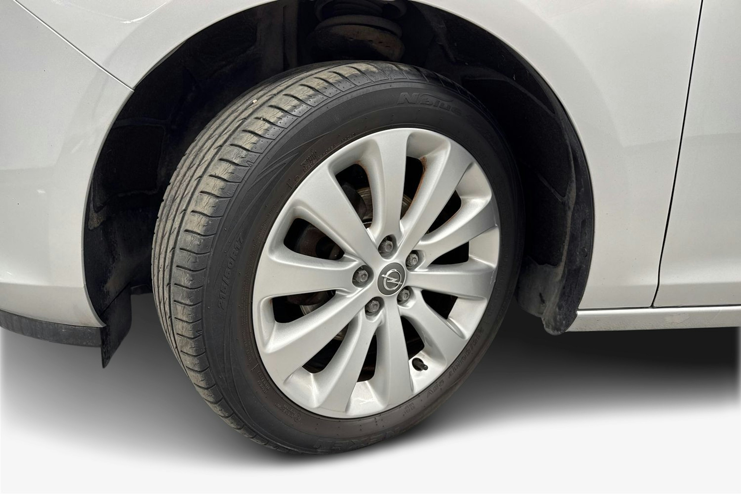 hopea Opel Astra 2011 kuva 9.