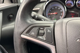 hopea Opel Astra 2011 kuva 18.