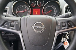 harmaa Opel Astra 2011 kuva 17.