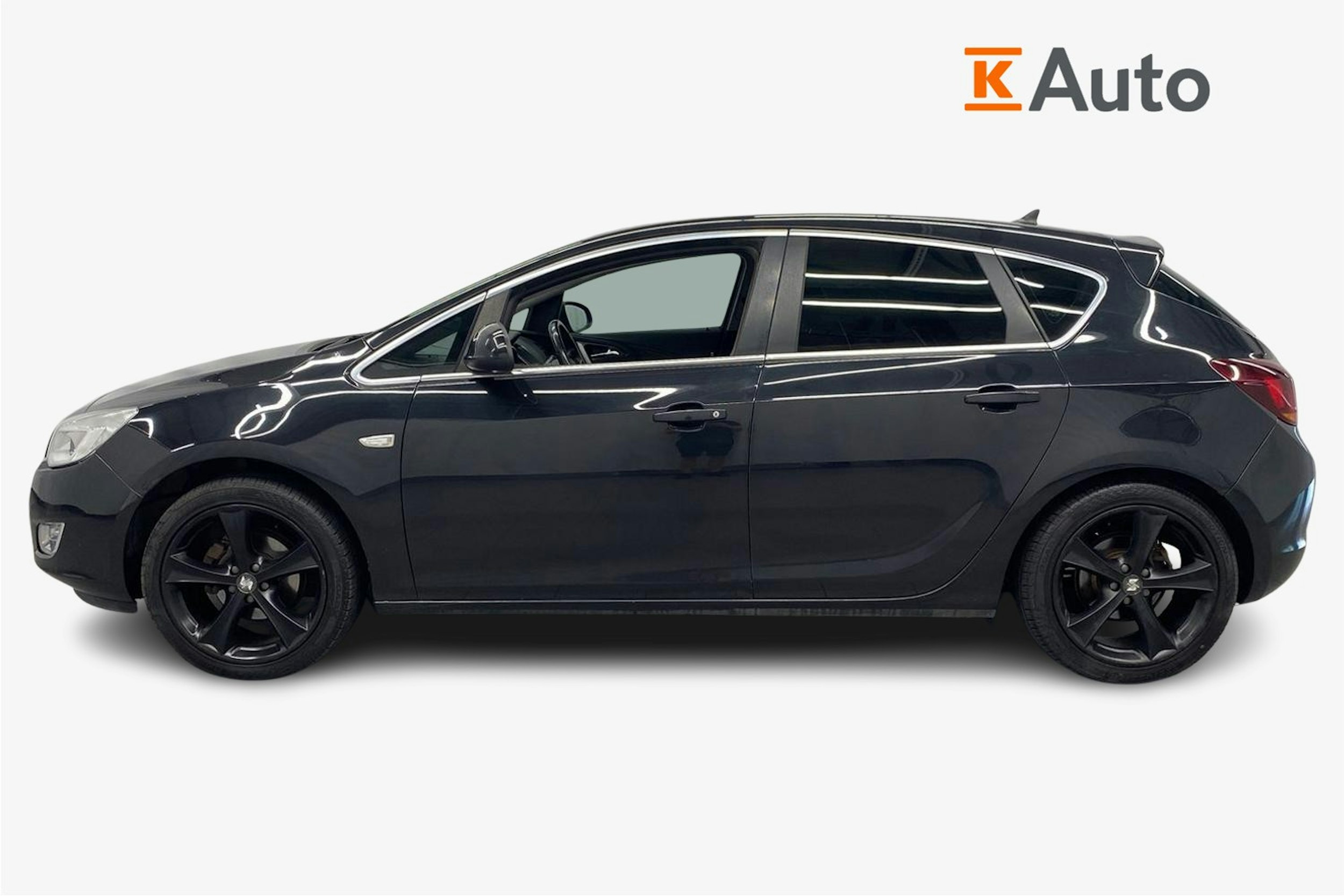 musta Opel Astra 2012 kuva 6.