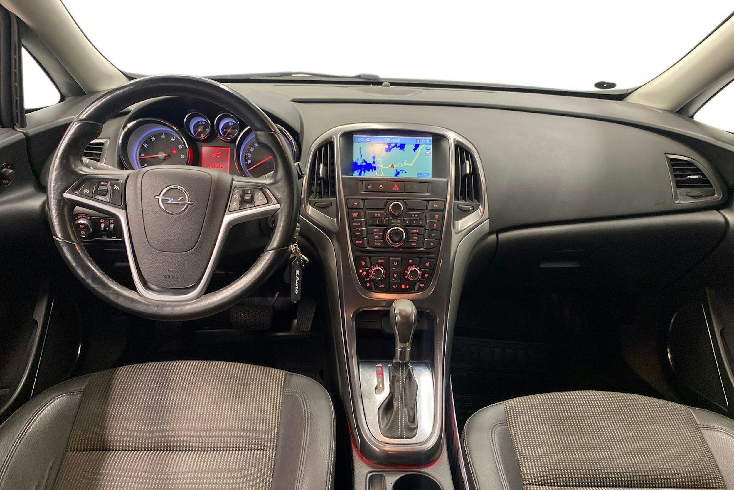 musta Opel Astra 2012 kuva 9.