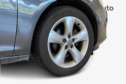 harmaa Opel Astra 2012 kuva 9.