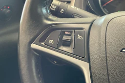 harmaa Opel Astra 2012 kuva 13.