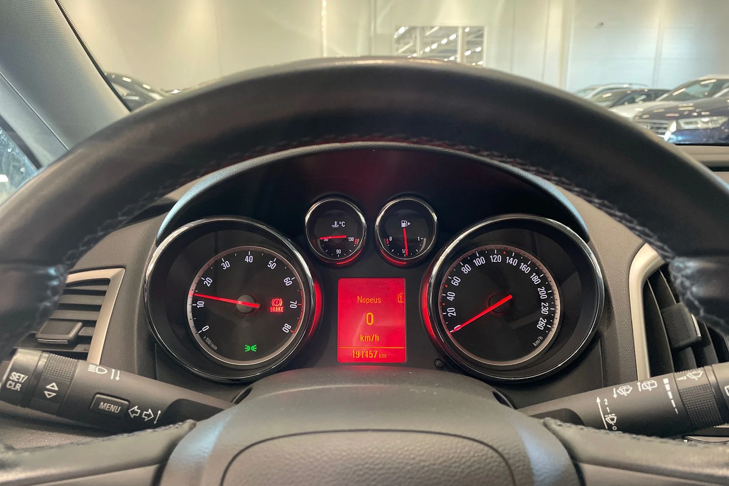 harmaa Opel Astra 2012 kuva 14.