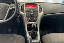 harmaa Opel Astra 2012 kuva 16.