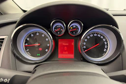 Harmaa Opel ASTRA 2012 kuva 17.