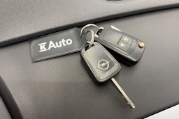 Harmaa Opel ASTRA 2012 kuva 26.