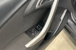 met. harmaa Opel Astra 2012 kuva 16.