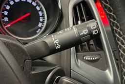 hopea Opel Astra 2013 kuva 18.