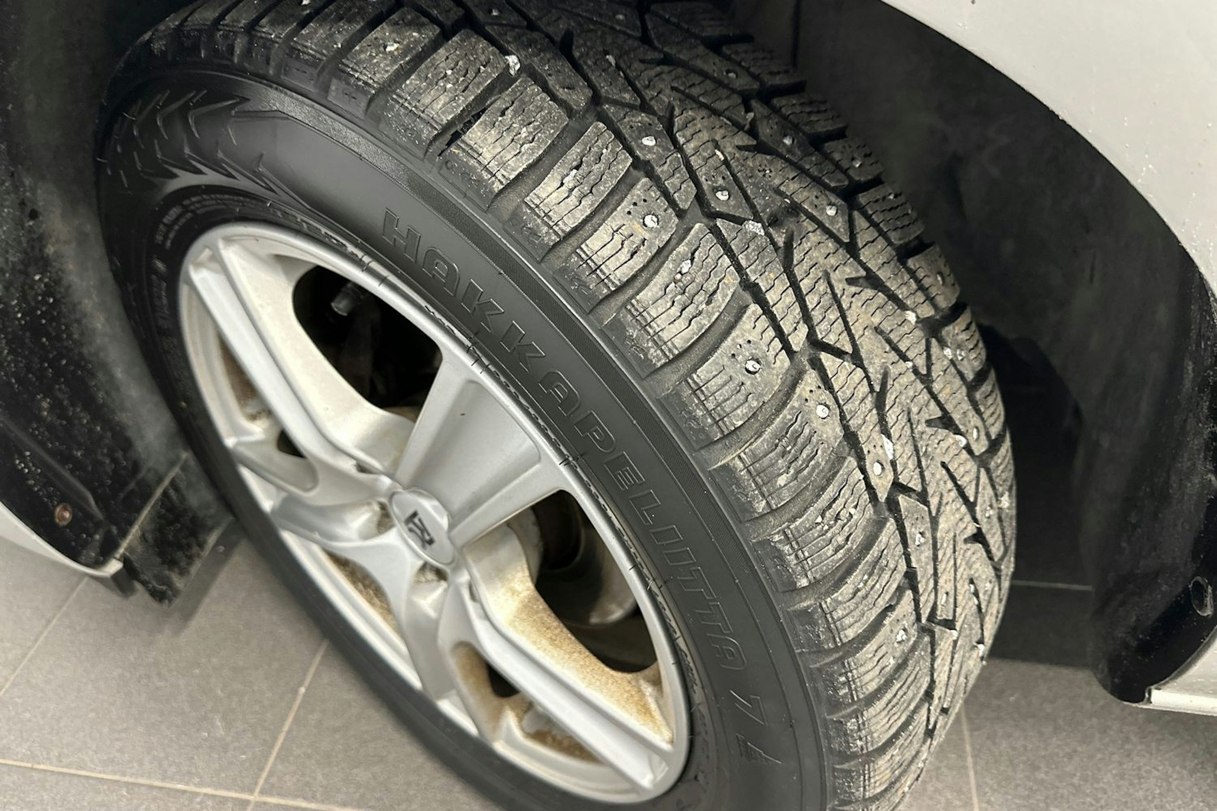 hopea Opel Astra 2013 kuva 28.