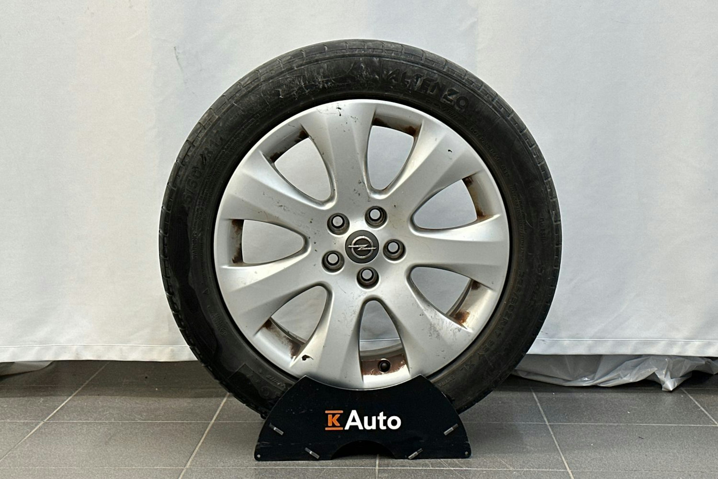 hopea Opel Astra 2013 kuva 29.