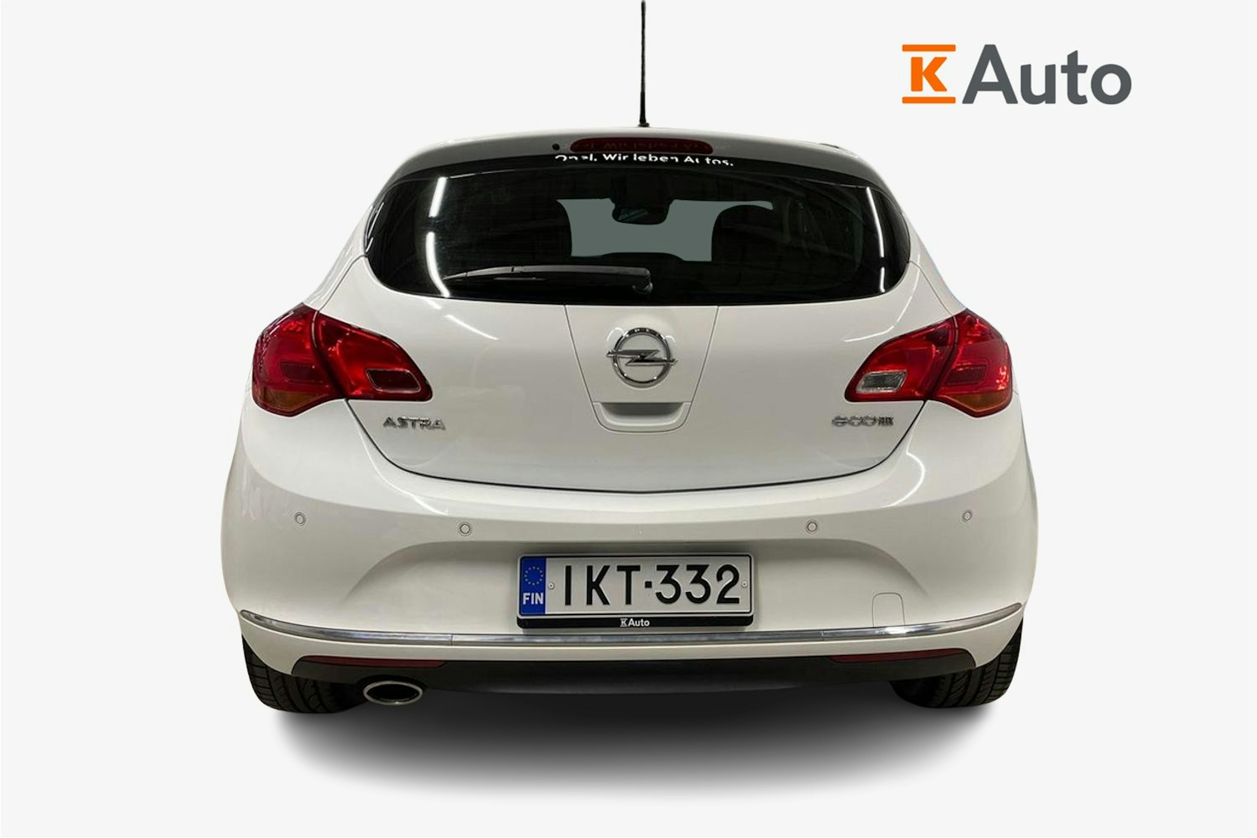 valkoinen Opel Astra 2013 kuva 3.