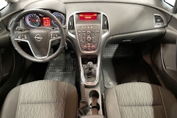 valkoinen Opel Astra 2013 kuva 9.