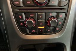 hopea Opel Astra 2013 kuva 19.