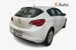 Valkoinen Opel ASTRA 2013 kuva 2.