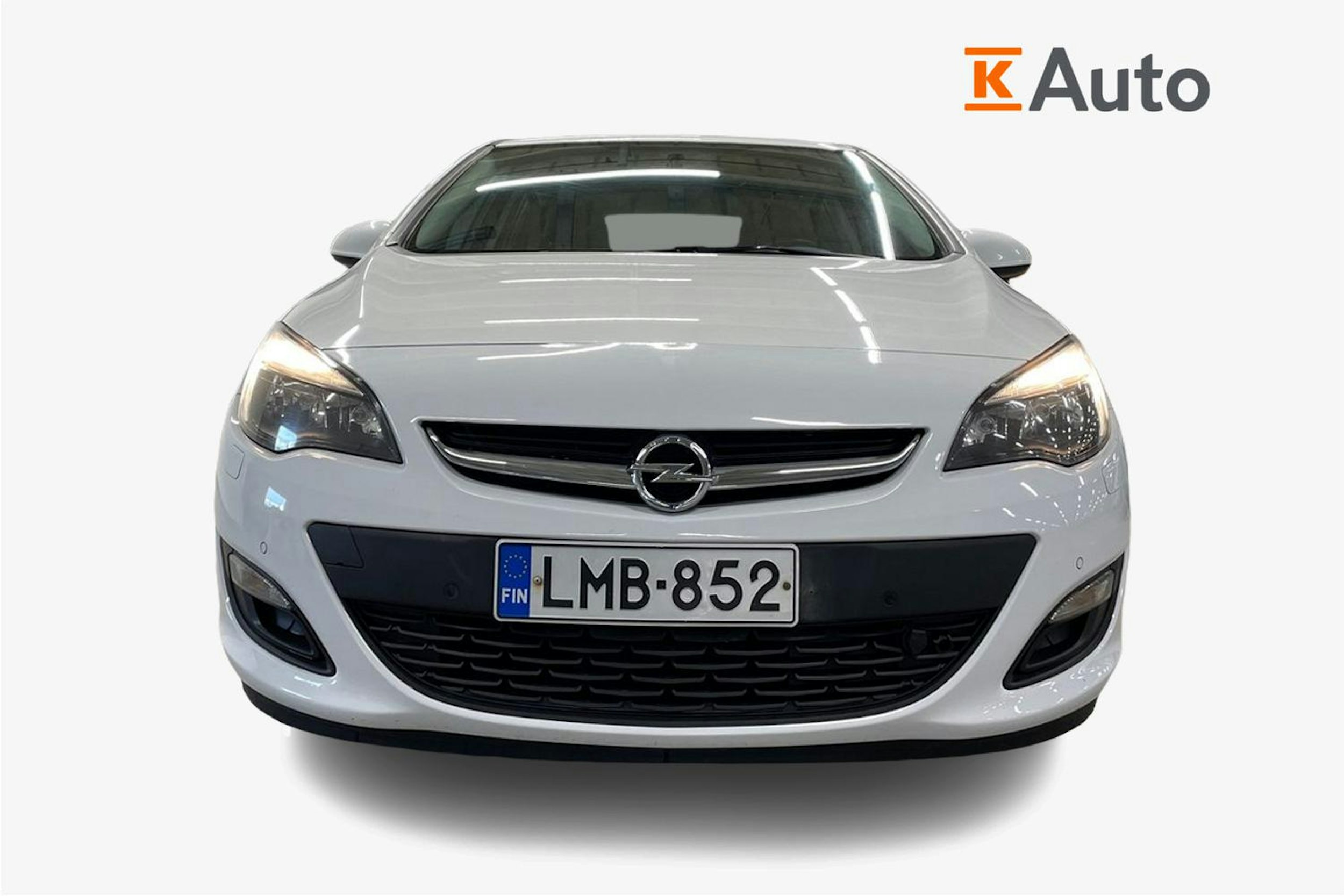 Valkoinen Opel ASTRA 2014 kuva 5.