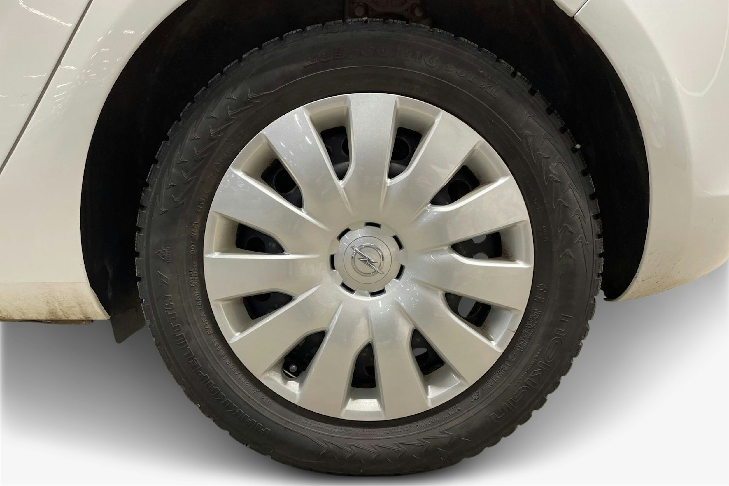 Valkoinen Opel ASTRA 2014 kuva 11.