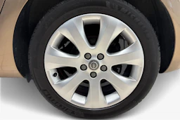 Ruskea (beige) Opel ASTRA 2013 kuva 9.
