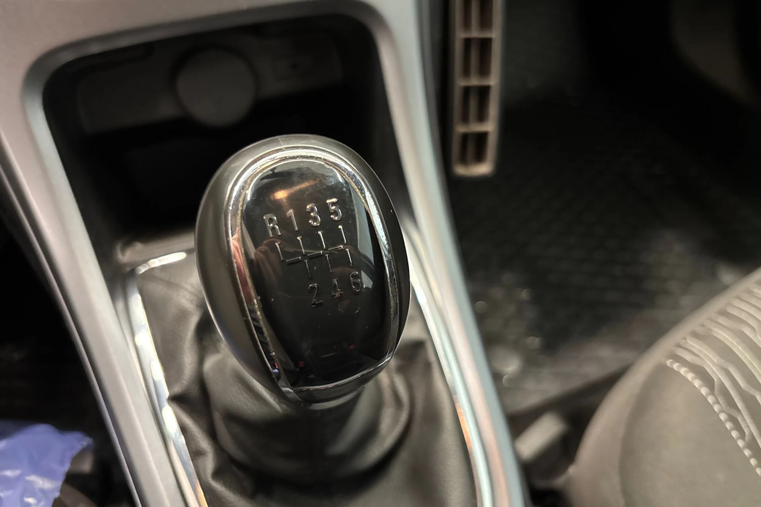 Ruskea (beige) Opel ASTRA 2013 kuva 20.