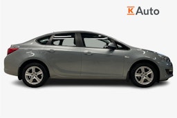 Harmaa Opel Astra 2013 kuva 5.