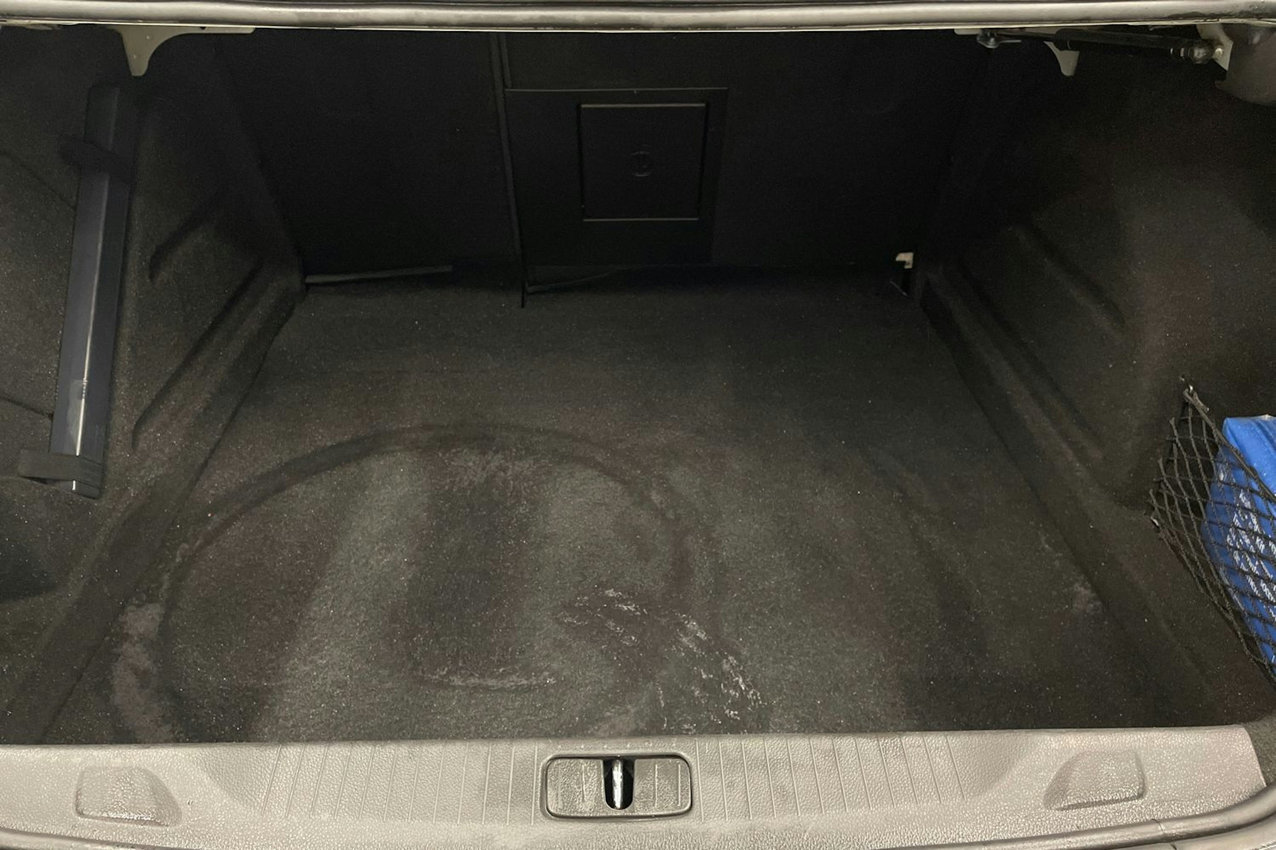 Harmaa Opel Astra 2013 kuva 19.