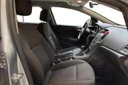 harmaa Opel Astra 2013 kuva 8.
