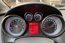 harmaa Opel Astra 2013 kuva 12.