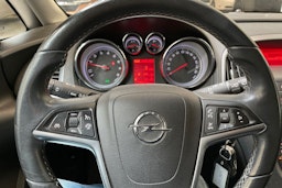 harmaa Opel Astra 2013 kuva 13.