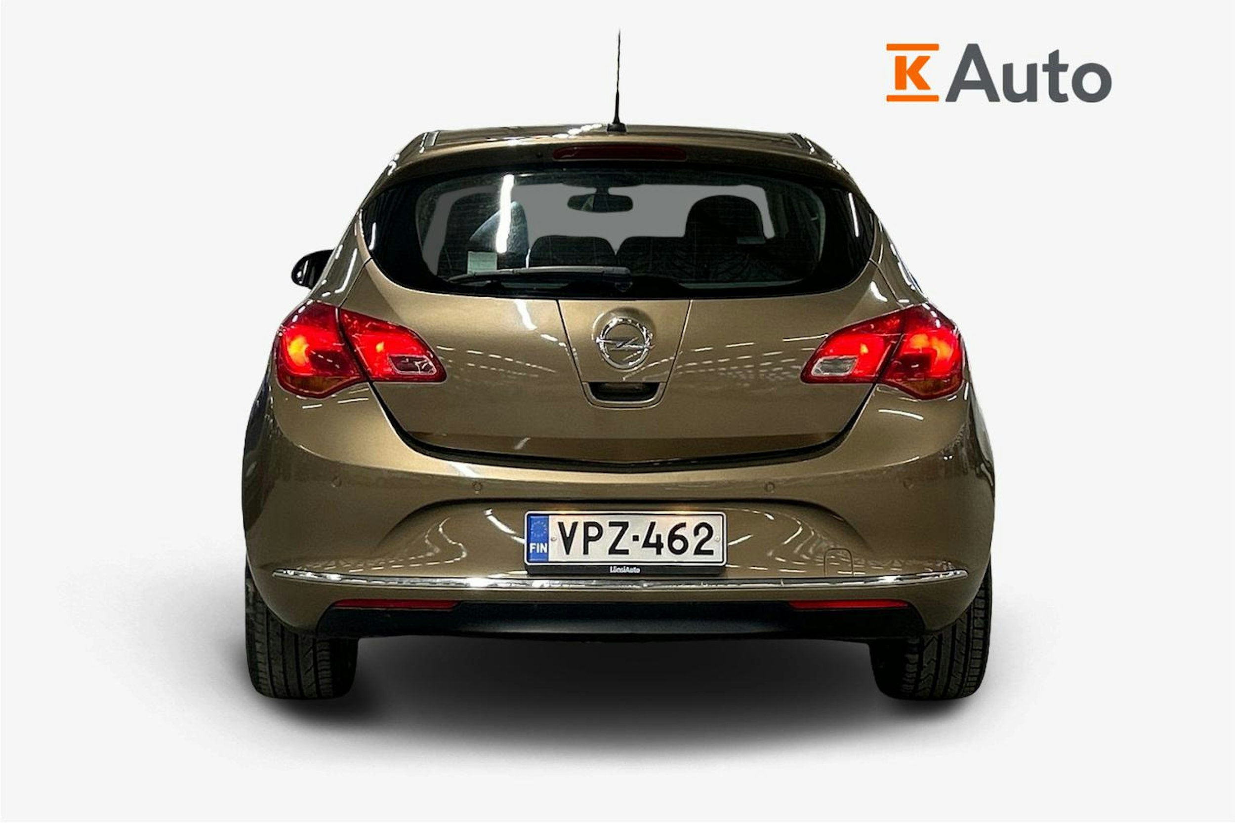 ruskea (beige) Opel Astra 2013 kuva 3.