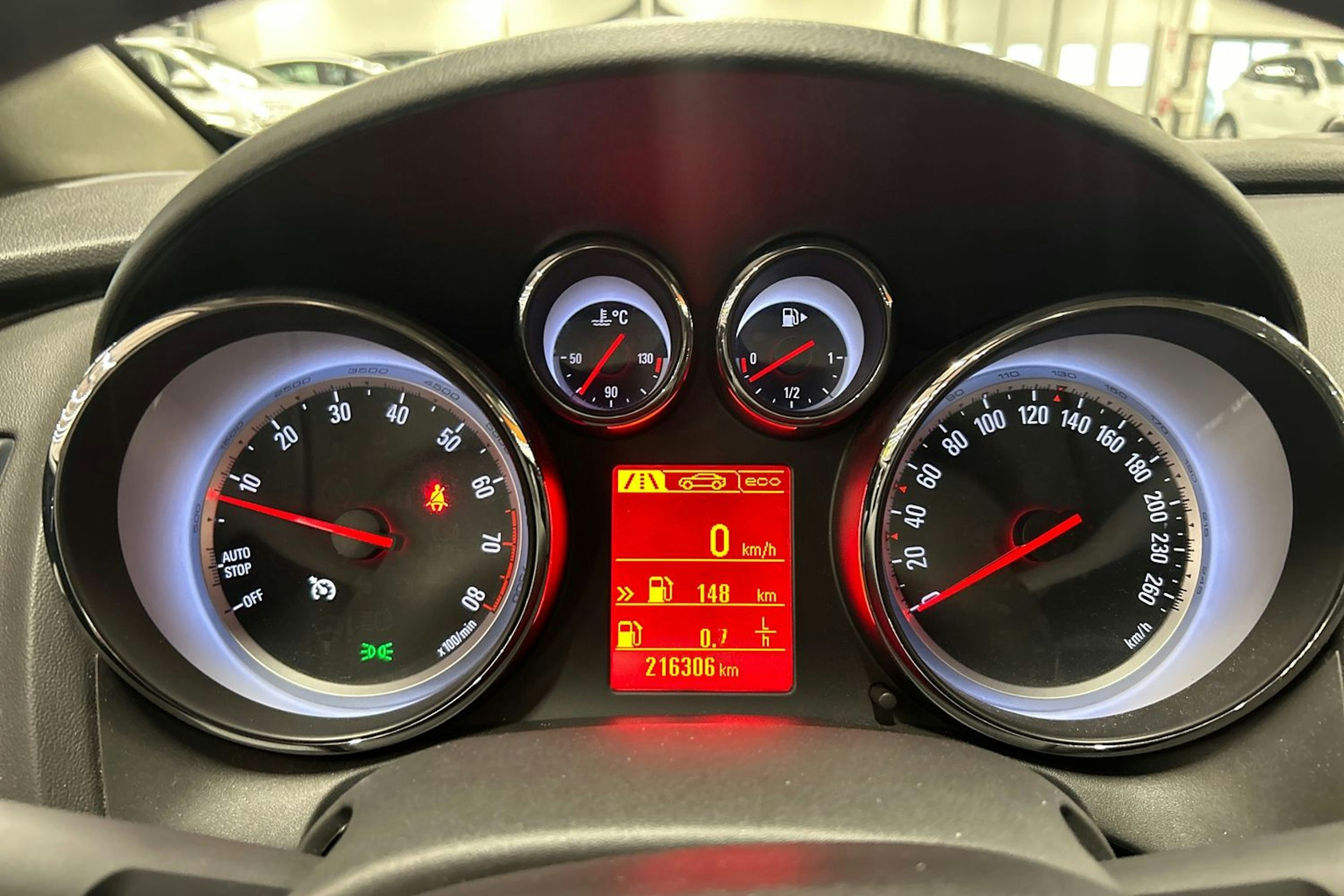 ruskea (beige) Opel Astra 2013 kuva 15.