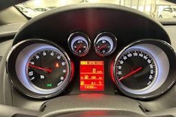 ruskea (beige) Opel Astra 2013 kuva 15.