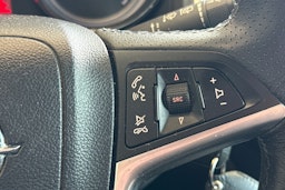 Musta Opel ASTRA 2014 kuva 17.