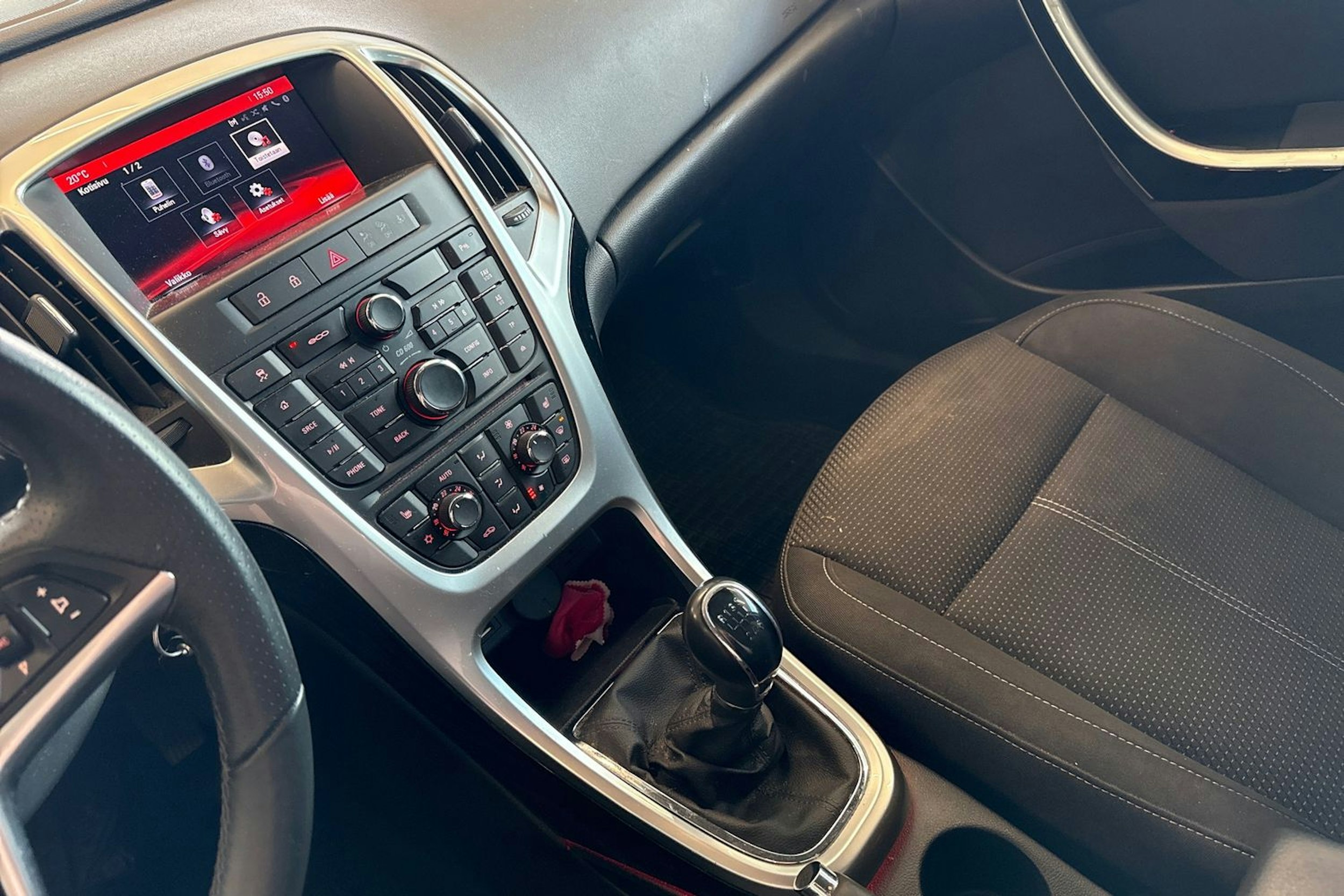 Musta Opel ASTRA 2014 kuva 21.
