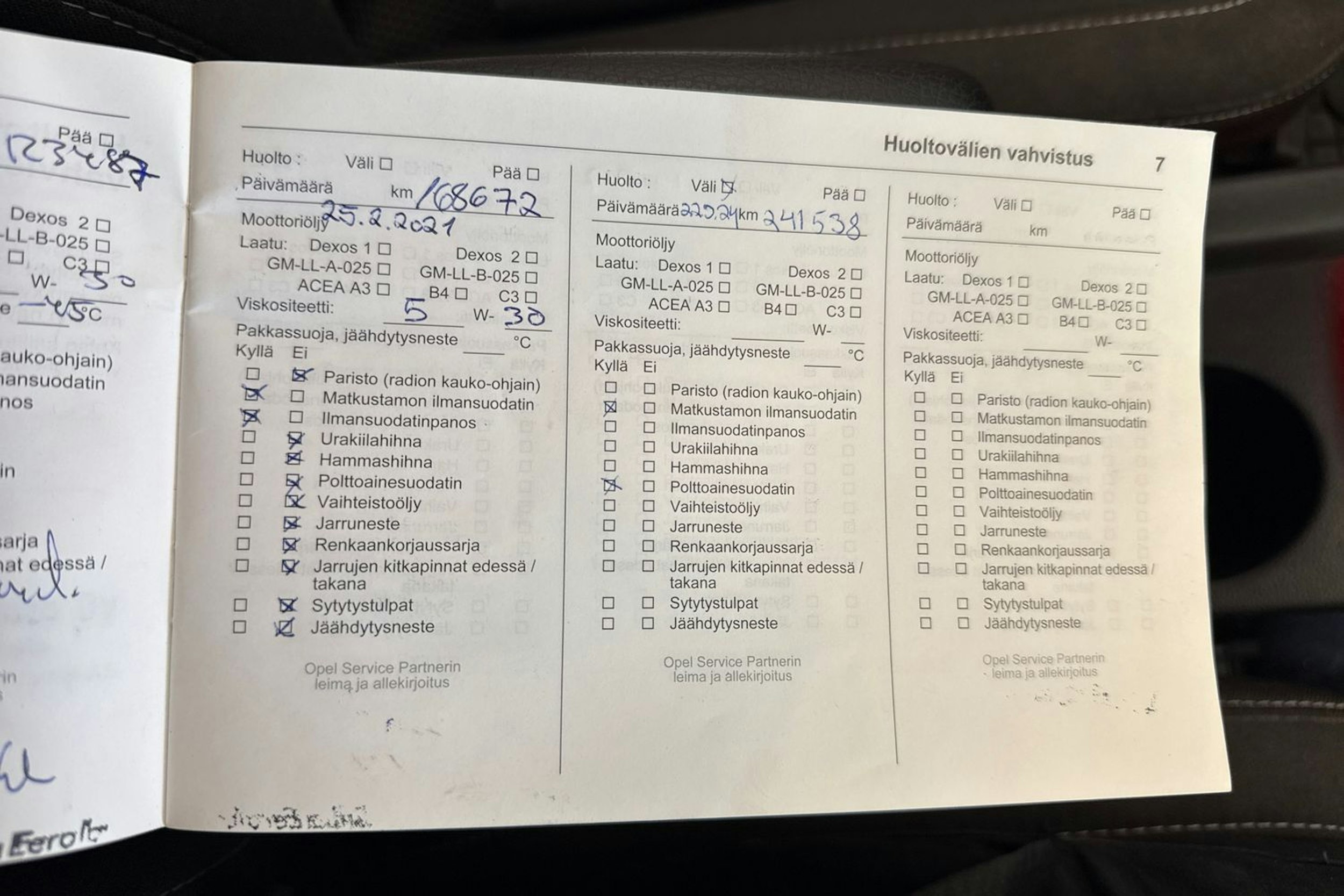 Musta Opel ASTRA 2014 kuva 30.