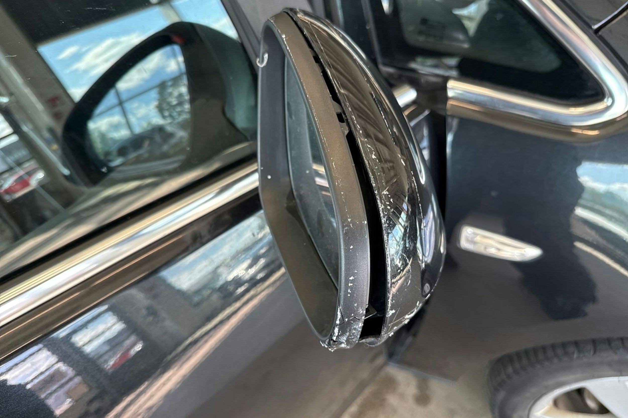 Musta Opel ASTRA 2014 kuva 34.
