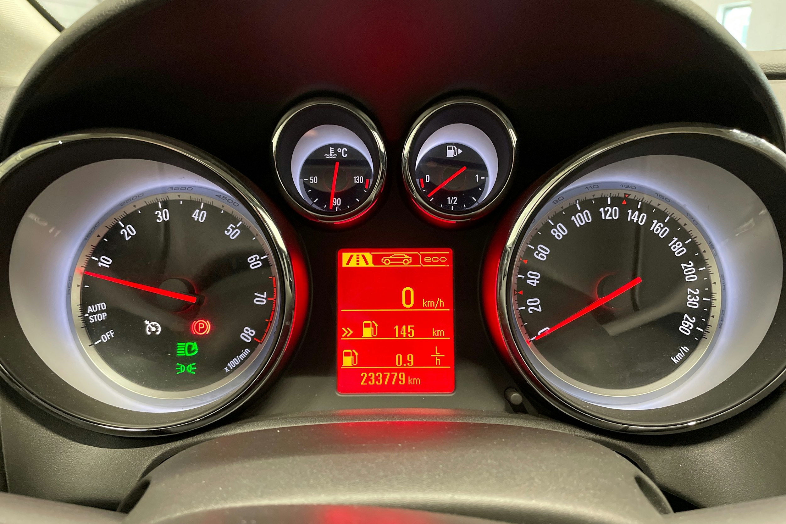 harmaa Opel Astra 2015 kuva 16.