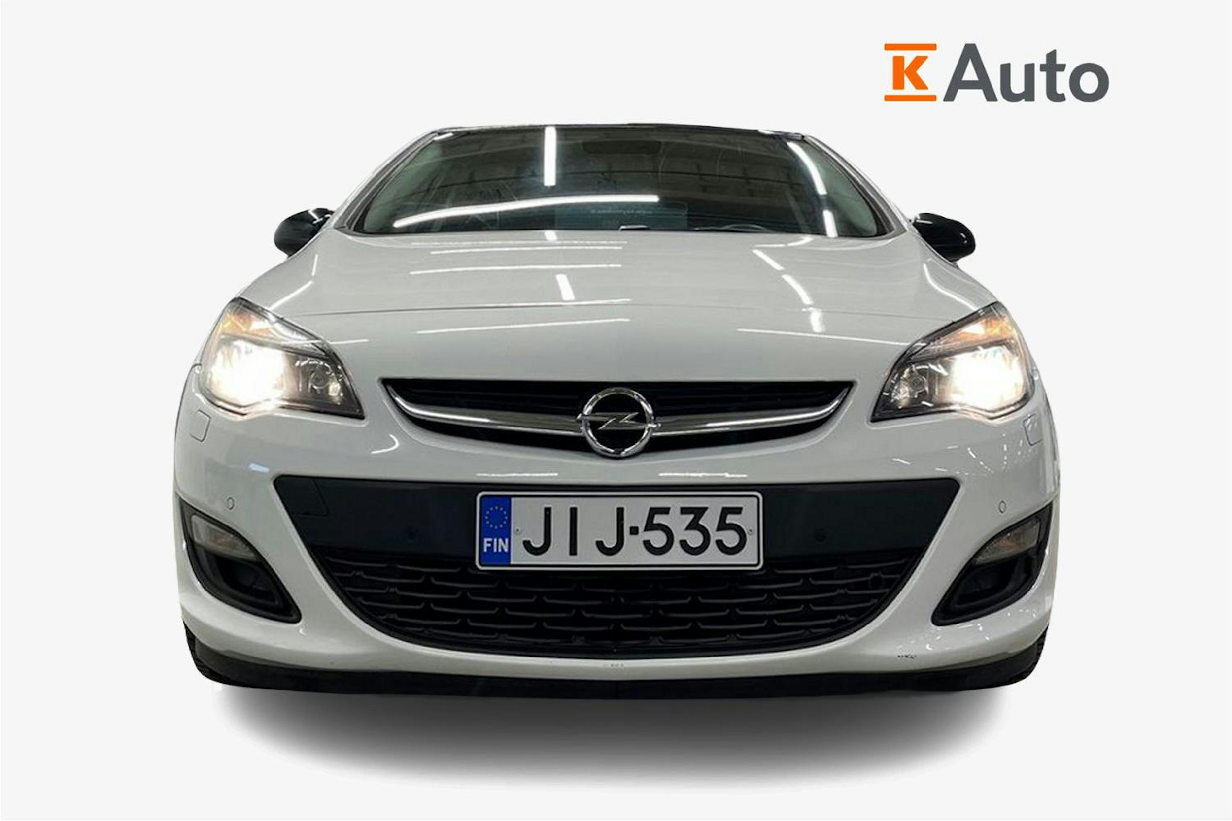 Valkoinen Opel ASTRA 2015 kuva 5.