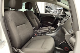 Valkoinen Opel ASTRA 2015 kuva 23.