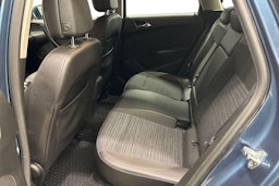 sininen Opel Astra 2015 kuva 8.