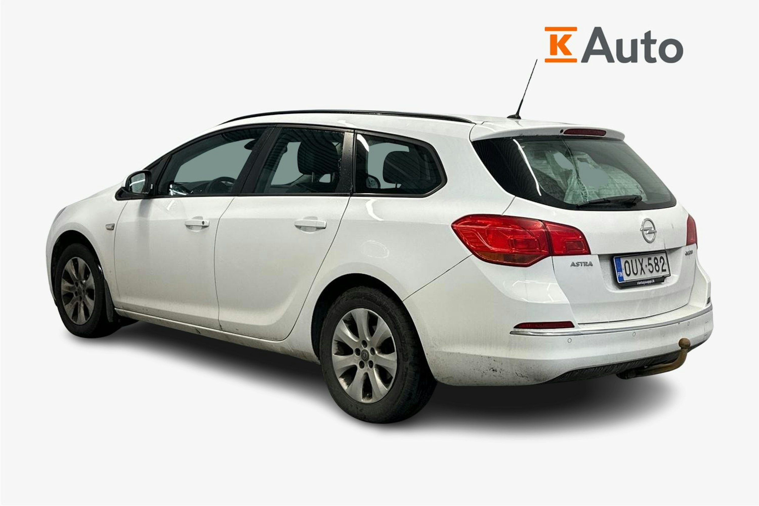 Valkoinen Opel ASTRA 2015 kuva 2.