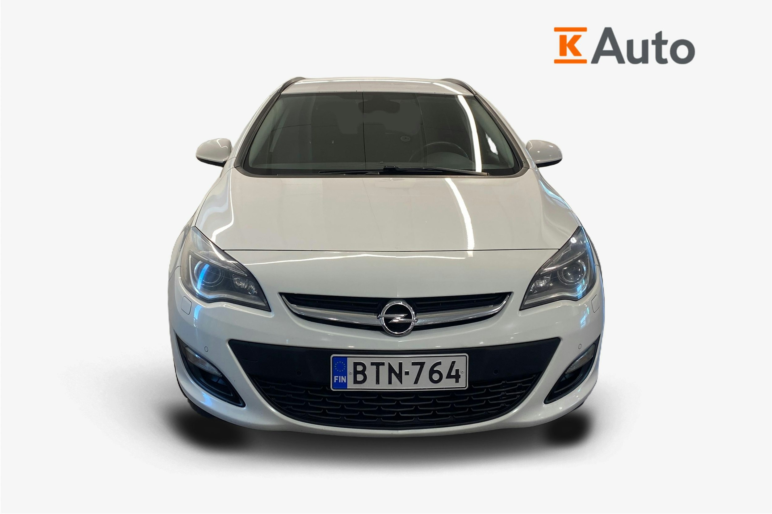 valkoinen Opel Astra 2016 kuva 5.