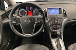 valkoinen Opel Astra 2016 kuva 9.