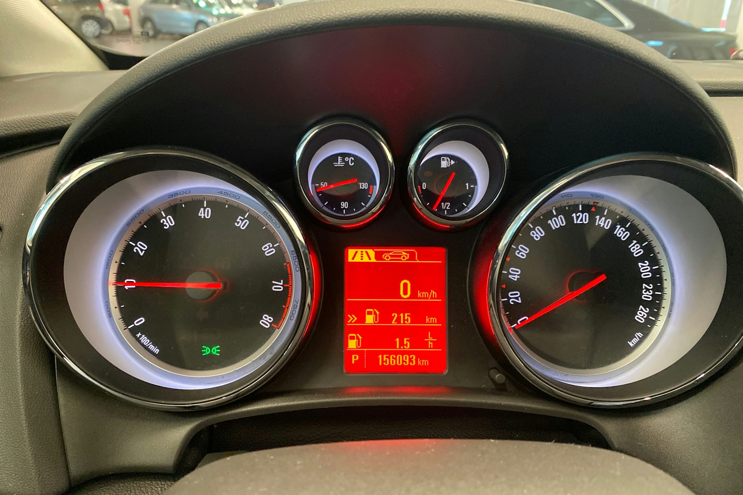 valkoinen Opel Astra 2016 kuva 18.