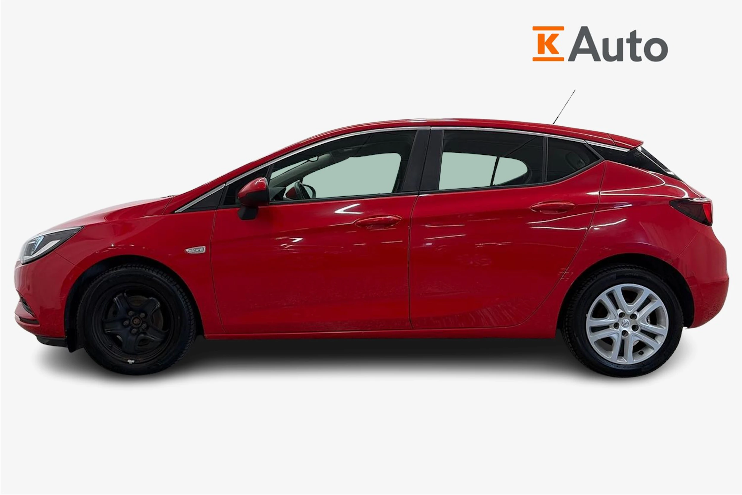 punainen Opel Astra 2016 kuva 5.