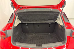 punainen Opel Astra 2016 kuva 11.