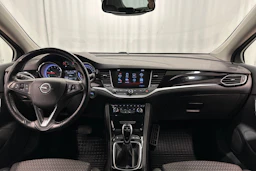 valkoinen Opel Astra 2017 kuva 11.