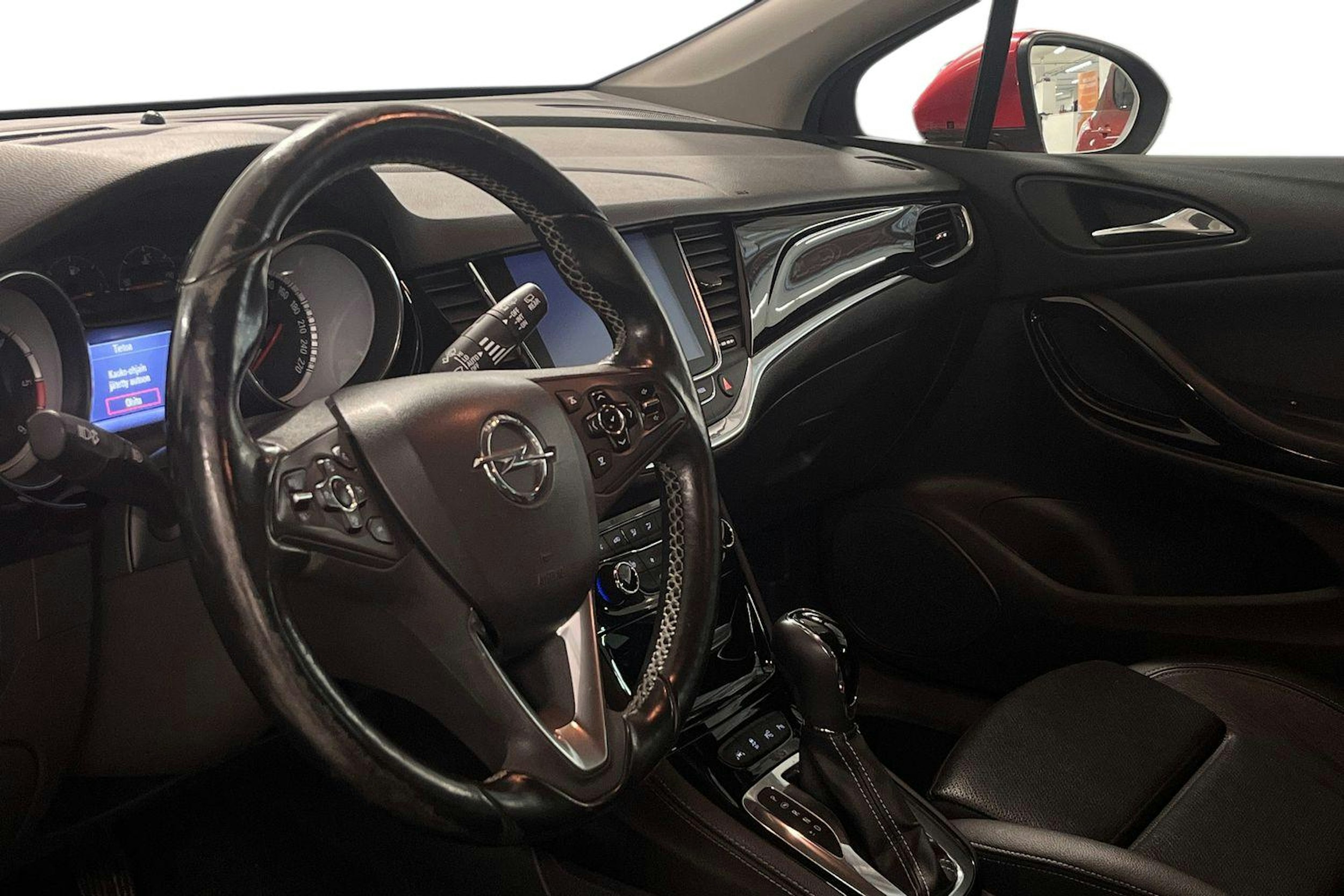 punainen Opel Astra 2016 kuva 7.