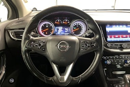 punainen Opel Astra 2016 kuva 16.